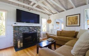 Treehouse Cottage by the Sea - Laguna Beach, California