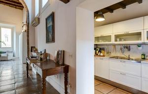 Historic Loft with Roman Terraces - Rome, Italy
