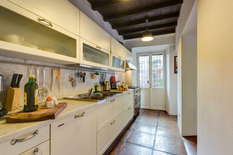 Historic Loft with Roman Terraces - Rome, Italy