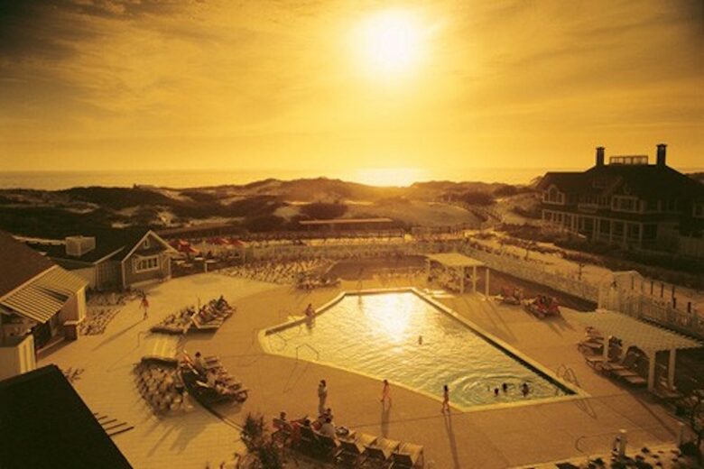 Main Watersound community pool - a second pool you can use!