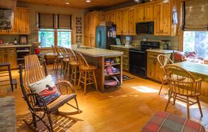 Blue Ridge Lake House - Morganton, Georgia