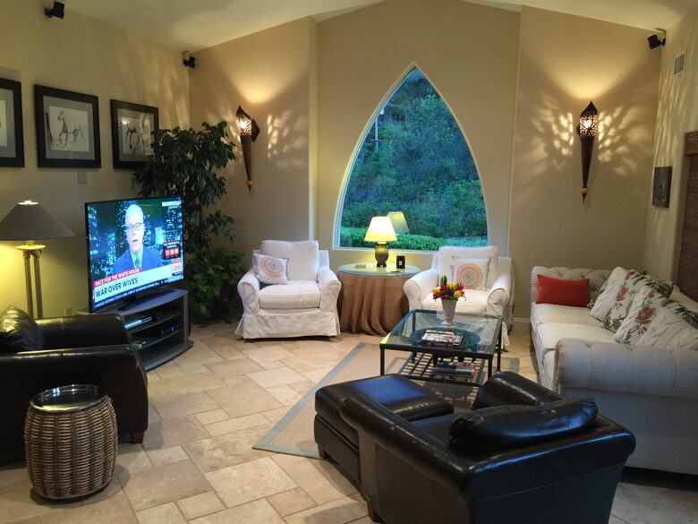 Tuscali, A Little Piece of Tuscany in Southern California - Topanga / Malibu, California