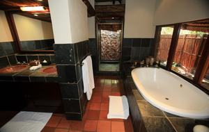 Tsheshepe Safari Lodge - Welgevonden Game Reserve, South Africa