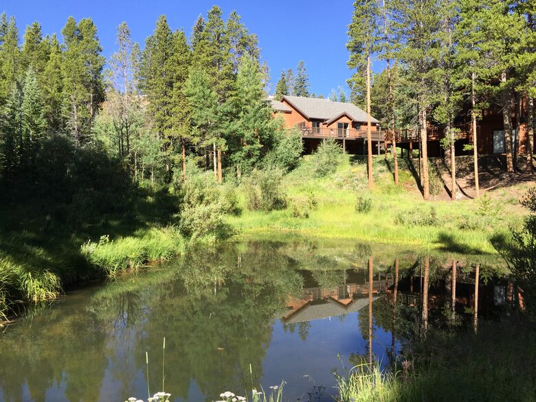Mountain Meadow Lodge - Breckenridge, Colorado