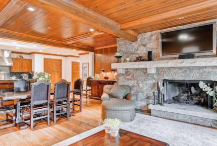 Slopeside Home on Bachelor Gulch & Beaver Creek - Avon, Colorado
