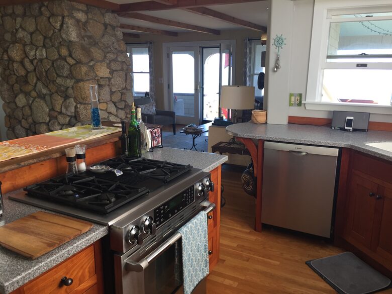 Diamond Cove Seaside Cottage - Annisquam, Massachusetts