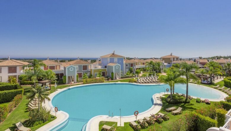 Luxury Penthouse at Cortijo del Mar - Estepona, Spain