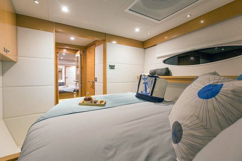 All-Inclusive 7-night TradeWinds AQUA Experience in British Virgin Islands on TW70 Catamaran with Crew - Tortola, Virgin Islands, British