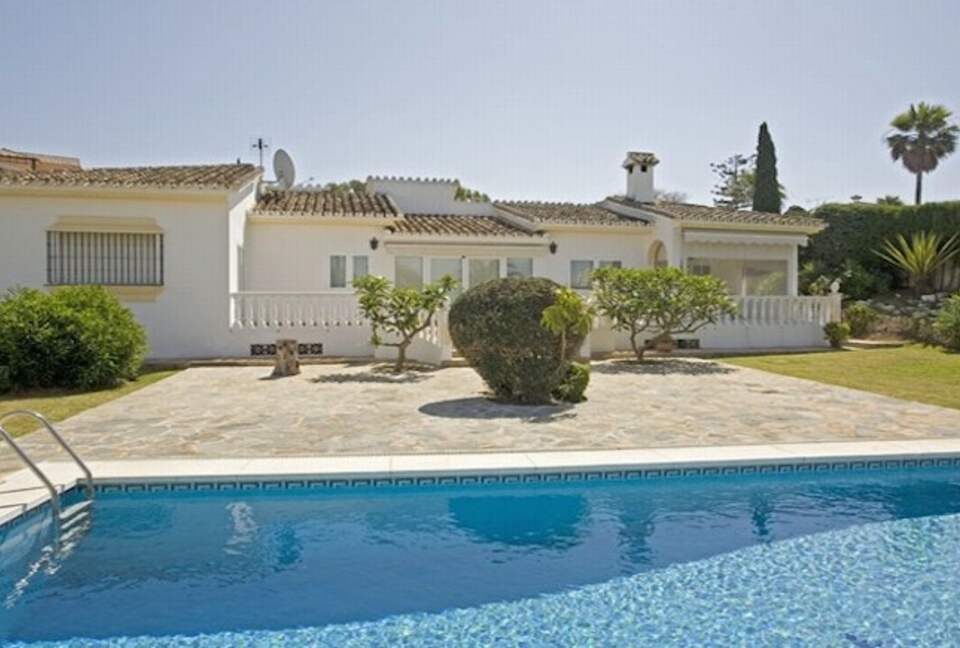 Los Iris Marbella - El Rosario Urbanization, Marbella, Spain