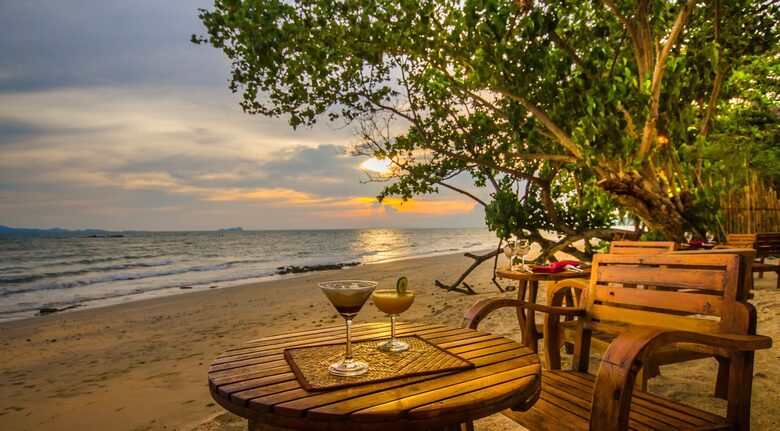 Baan Si Dang Beach Pool Villa - Koh Jum, Krabi, Thailand