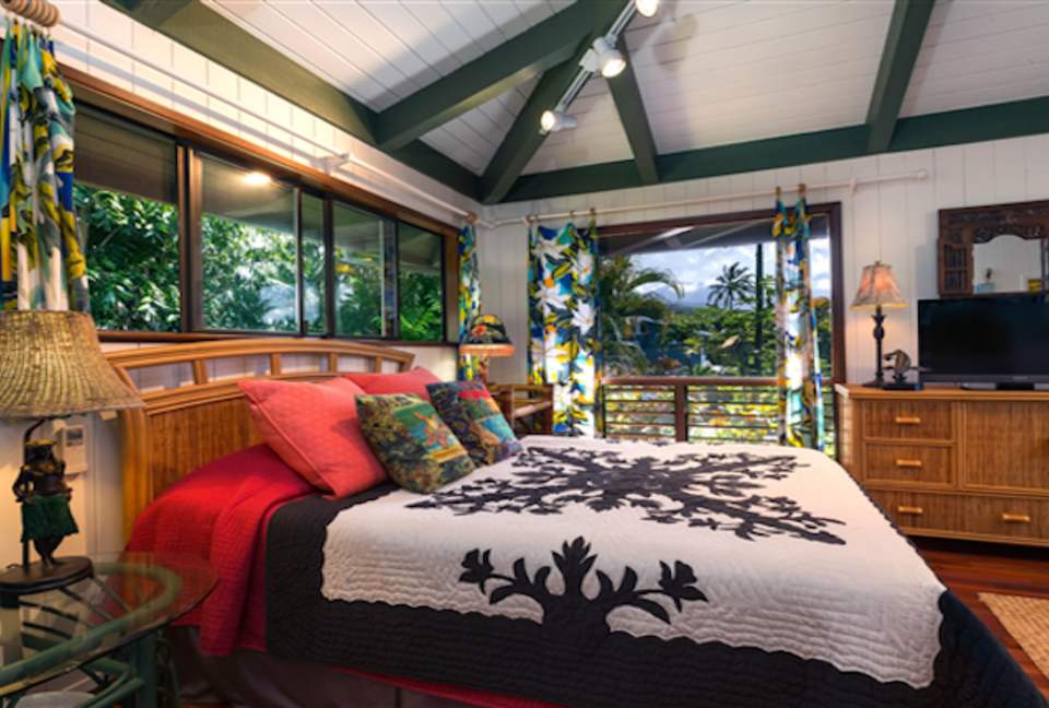 Hanalei Happy Place “The Bungalow” - Hanalei, Kauai, Hawaii