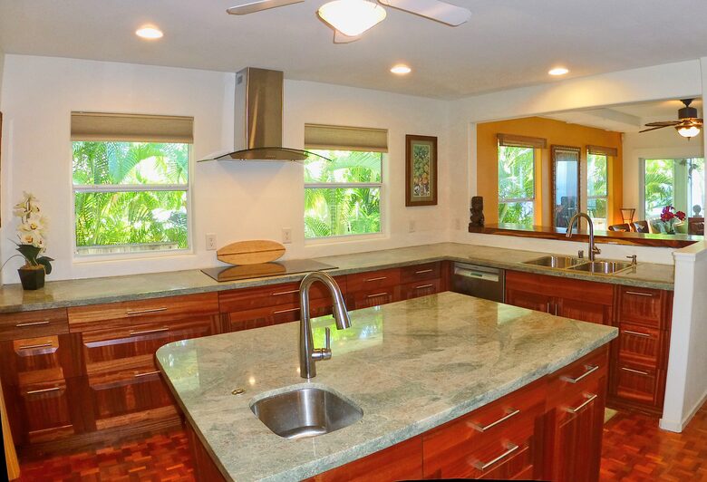 Stunning Views of the Kona Coast, close to attractions - Kailua-Kona, Big Island, Hawaii