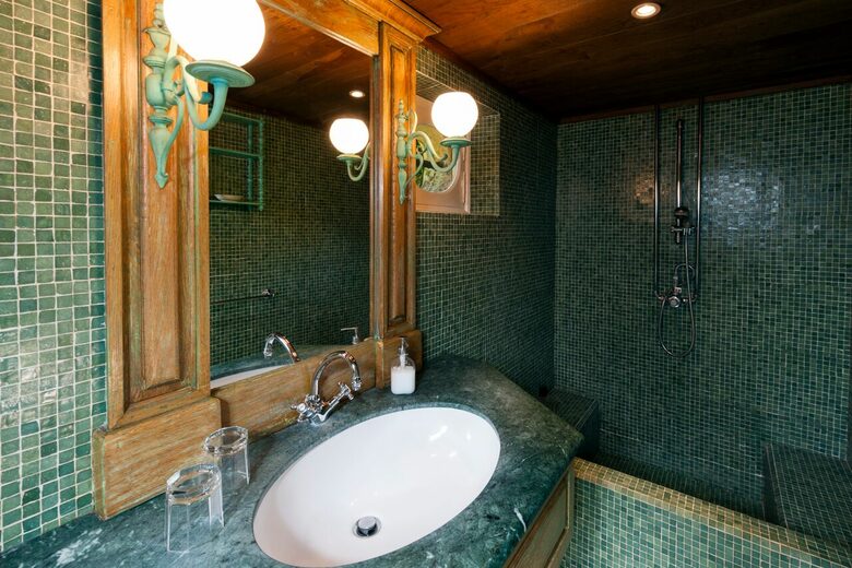 All-Inclusive 5-night TradeWinds TERRA Experience at Chateau Alizes - Sourzac, France