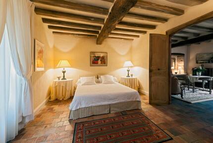 All-Inclusive 5-night TradeWinds TERRA Experience at Chateau Alizes - Sourzac, France