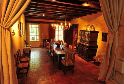 All-Inclusive 5-night TradeWinds TERRA Experience at Chateau Alizes - Sourzac, France