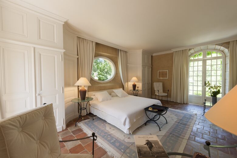 All-Inclusive 5-night TradeWinds TERRA Experience at Chateau Alizes - Sourzac, France