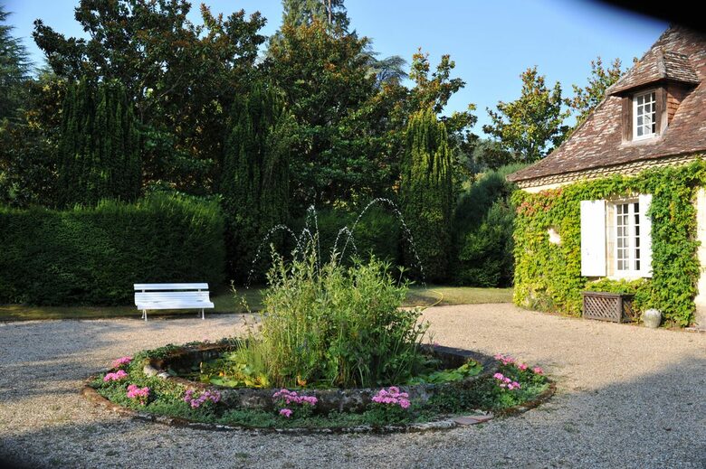 All-Inclusive 5-night TradeWinds TERRA Experience at Chateau Alizes - Sourzac, France