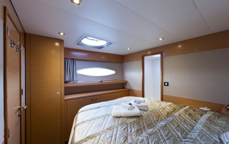 All-Inclusive 7-night TradeWinds AQUA Experience in British Virgin Islands on TW59 Catamaran with Crew - Tortola, Virgin Islands, British