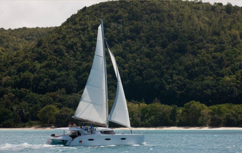 All-Inclusive 7-night TradeWinds AQUA Experience in British Virgin Islands on TW59 Catamaran with Crew - Tortola, Virgin Islands, British
