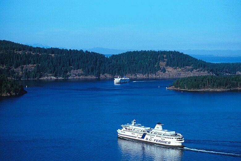 Mayne Island Luxury Cottage - Mayne Island, Canada