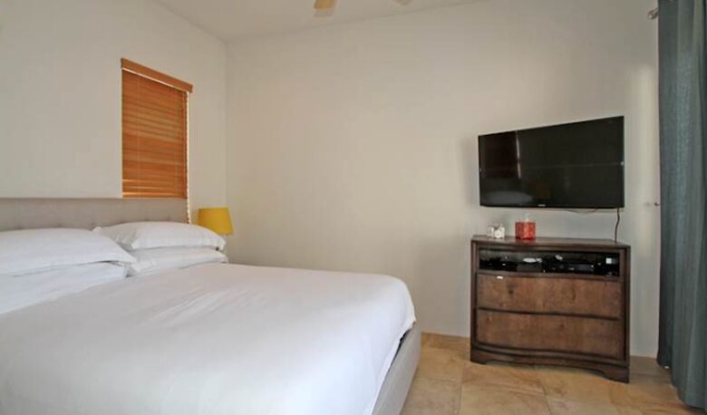 Palm Springs Breeze - La Quinta, California