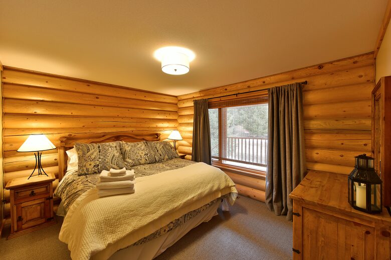 Main floor - King