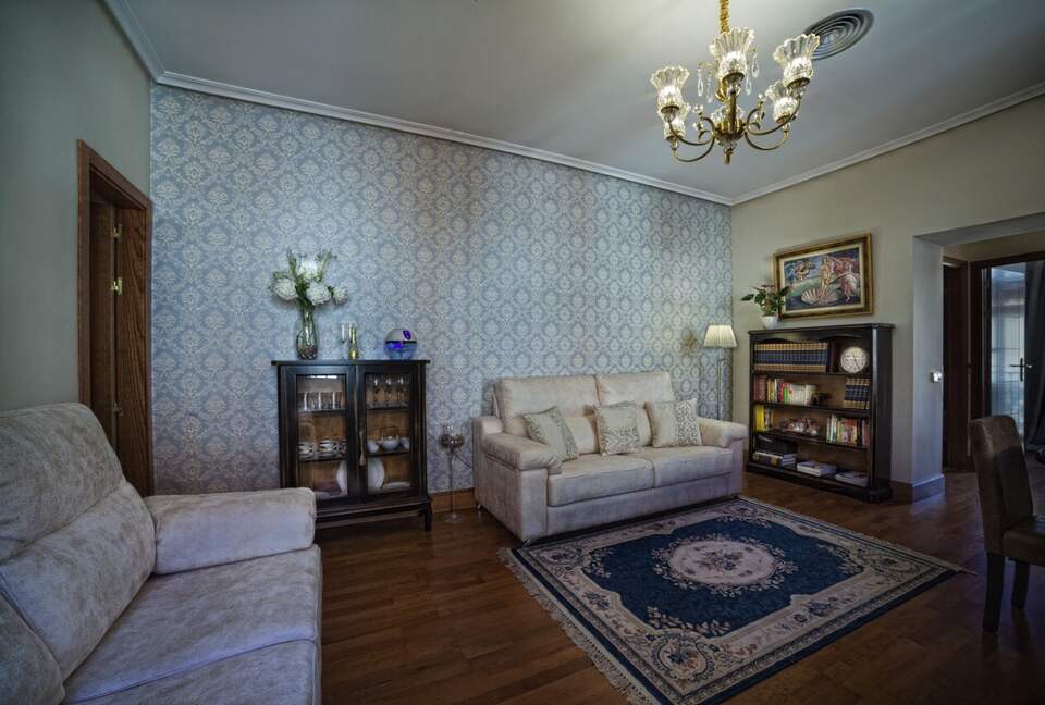 Toledo Palace Suite Apartment - Toledo, Spain