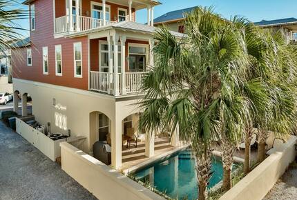 Equity Residences, Beach House w/ Private Pool, Near Shops & Dining - Seacrest, Florida