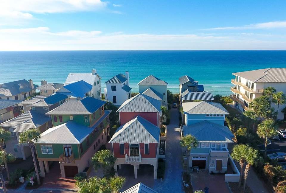 Equity Residences, Beach House w/ Private Pool, Near Shops & Dining - Seacrest, Florida