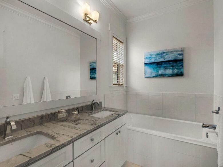 Equity Residences, Beach House w/ Private Pool, Near Shops & Dining - Seacrest, Florida