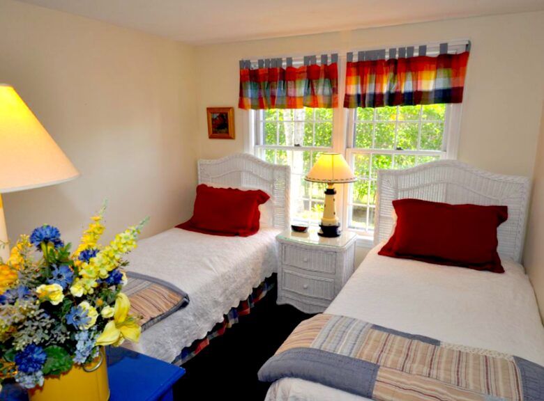Honeysuckle Cottage - 4 Bedrooms plus 2 Lofts - Just Blocks to Center of Town! - Nantucket, Massachusetts