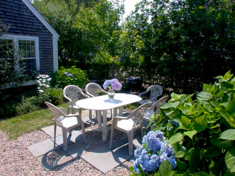 Honeysuckle Cottage - 4 Bedrooms plus 2 Lofts - Just Blocks to Center of Town! - Nantucket, Massachusetts