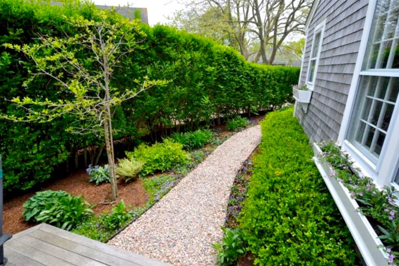 Honeysuckle Cottage - 4 Bedrooms plus 2 Lofts - Just Blocks to Center of Town! - Nantucket, Massachusetts