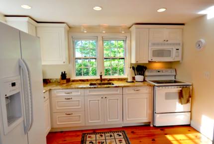 Honeysuckle Cottage - 4 Bedrooms plus 2 Lofts - Just Blocks to Center of Town! - Nantucket, Massachusetts