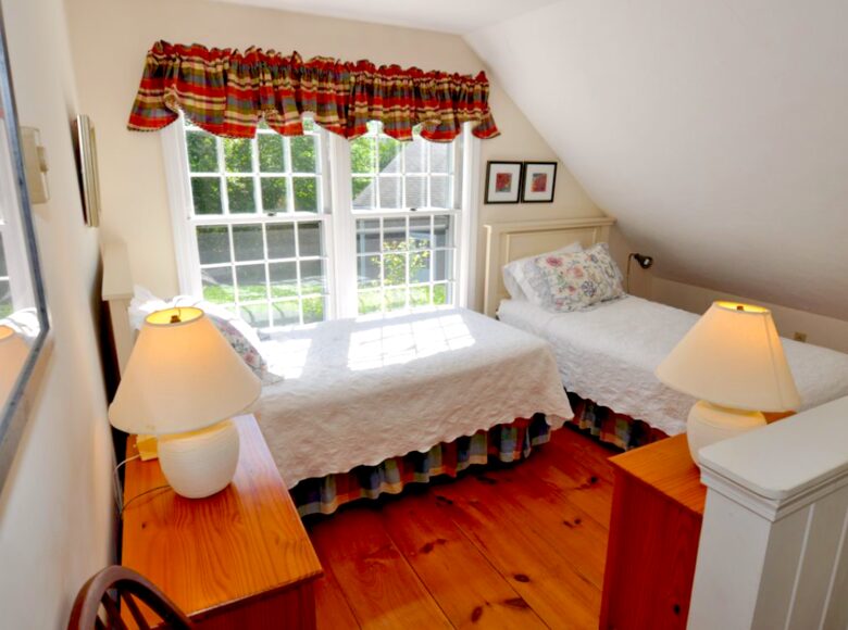 Honeysuckle Cottage - 4 Bedrooms plus 2 Lofts - Just Blocks to Center of Town! - Nantucket, Massachusetts