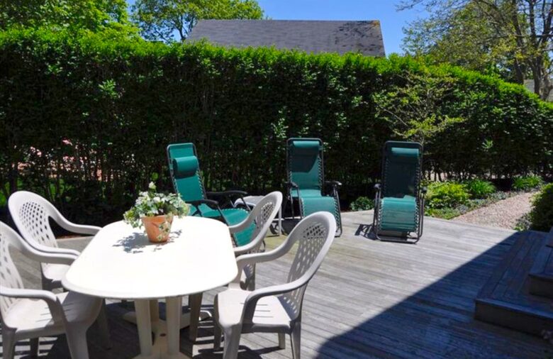 Honeysuckle Cottage - 4 Bedrooms plus 2 Lofts - Just Blocks to Center of Town! - Nantucket, Massachusetts