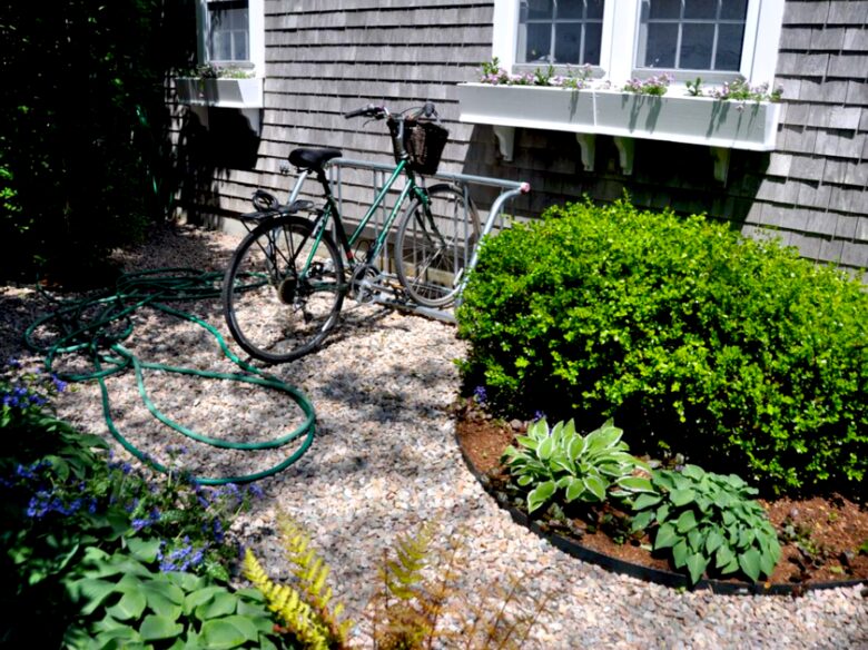 Honeysuckle Cottage - 4 Bedrooms plus 2 Lofts - Just Blocks to Center of Town! - Nantucket, Massachusetts