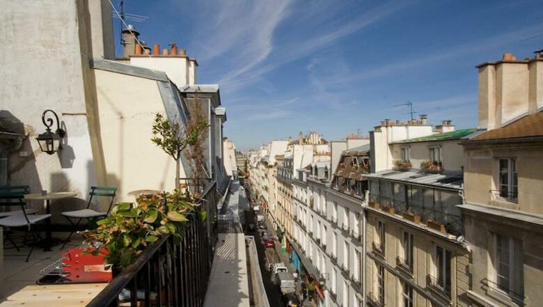 French Luxury in Ile Saint Louis - Paris, France