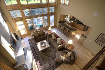 Premium Old Greenwood Home on Jack Nicklaus Golf Course -- Perfect for Ski and Summer! - Truckee, California