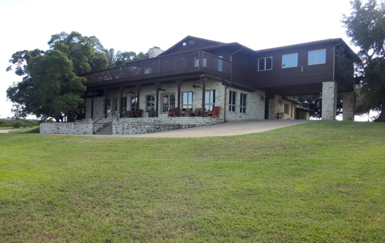 Chalk Mountain Ranch - Large Ranch Property close to Rough Creek Lodge Resort and Spa - Iredell, Texas