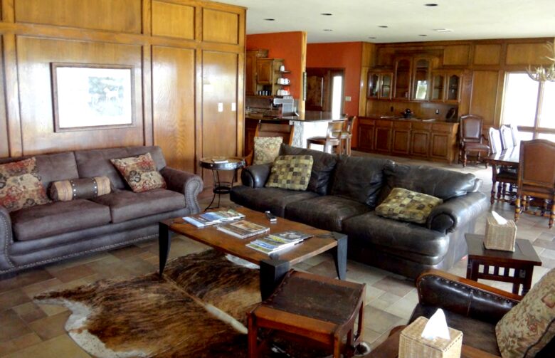 Chalk Mountain Ranch - Large Ranch Property close to Rough Creek Lodge Resort and Spa - Iredell, Texas