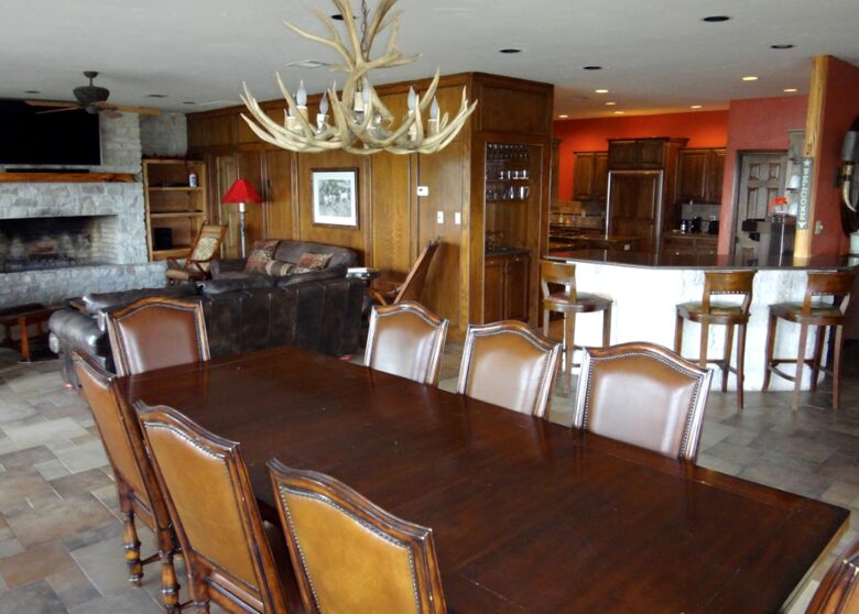 Chalk Mountain Ranch - Large Ranch Property close to Rough Creek Lodge Resort and Spa - Iredell, Texas