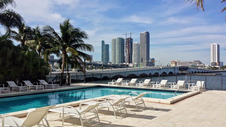 Venetian Isle - Miami Beach, Florida