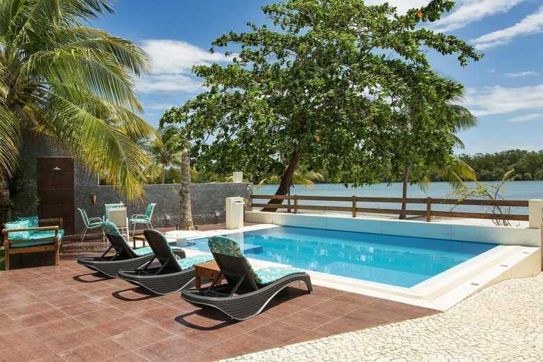 Barra do Jacuipe - Beach Front - Camaçari, Brazil