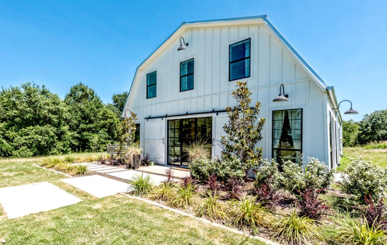 The Barndominium - As seen on HGTV's "Fixer Upper!" - Waco, Texas