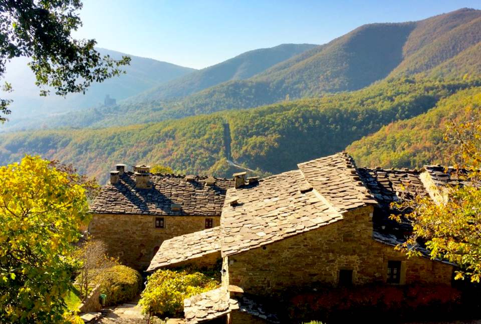 Borgo di Vagli - Two Bedroom Residence - Cortona, Italy