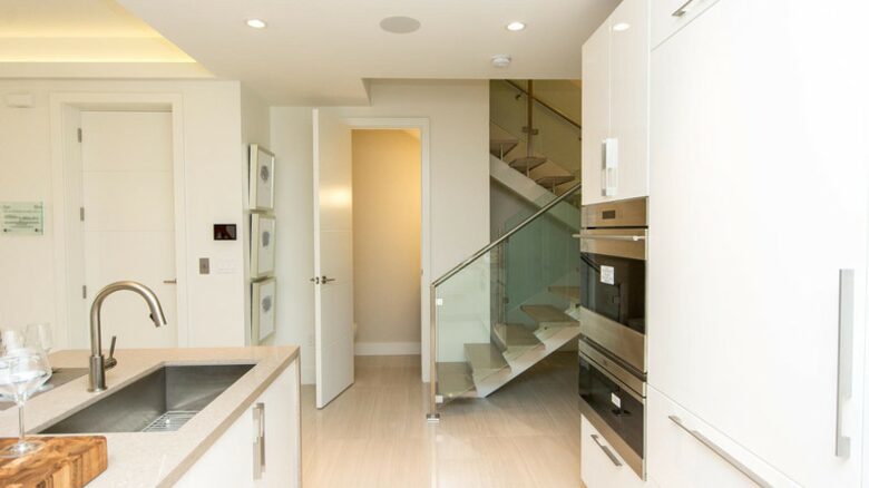 SkY263 - 4 Bedroom Townhouse - Lauderdale by the Sea, Florida