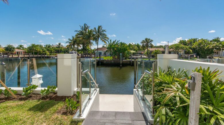 SkY263 - 4 Bedroom Townhouse - Lauderdale by the Sea, Florida