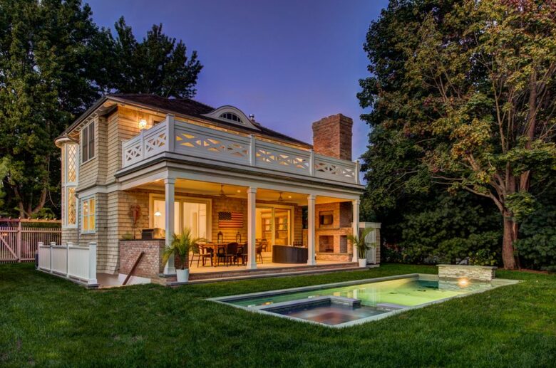 Traditional East Hampton Home - East Hampton, New York