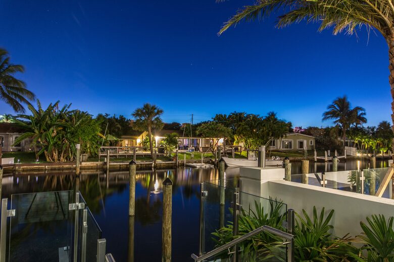 SkY263 - 4 Bedroom Townhouse - Lauderdale by the Sea, Florida